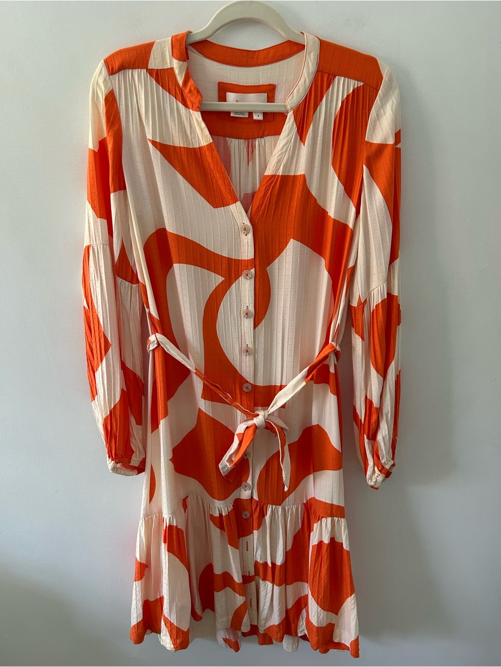 Anthropologie Tiered Button-Front Midi Dress Orange/White Abstract Relaxed Fit